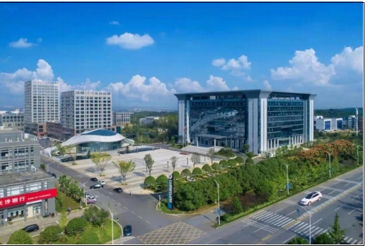 富哲悅心 用AI點亮心靈，構建心理健康服務新生態(tài)